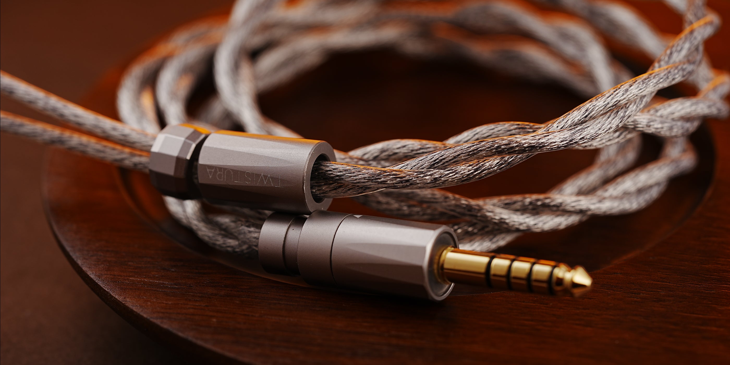 CHENXI Interchangeable Plug Upgrade earphone Cable – Twistura